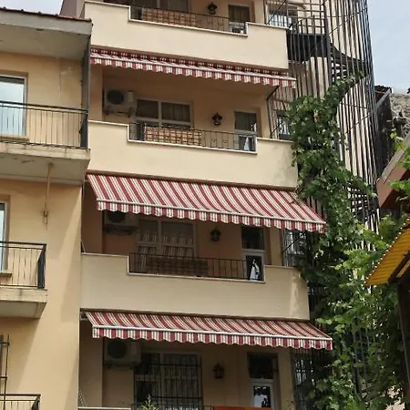 Aparthotel Salimbey 3*